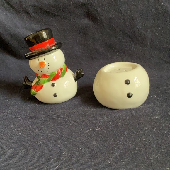 Zulauf design Snowman Salt and Pepper shaker set🌹 - Picture 3 of 7